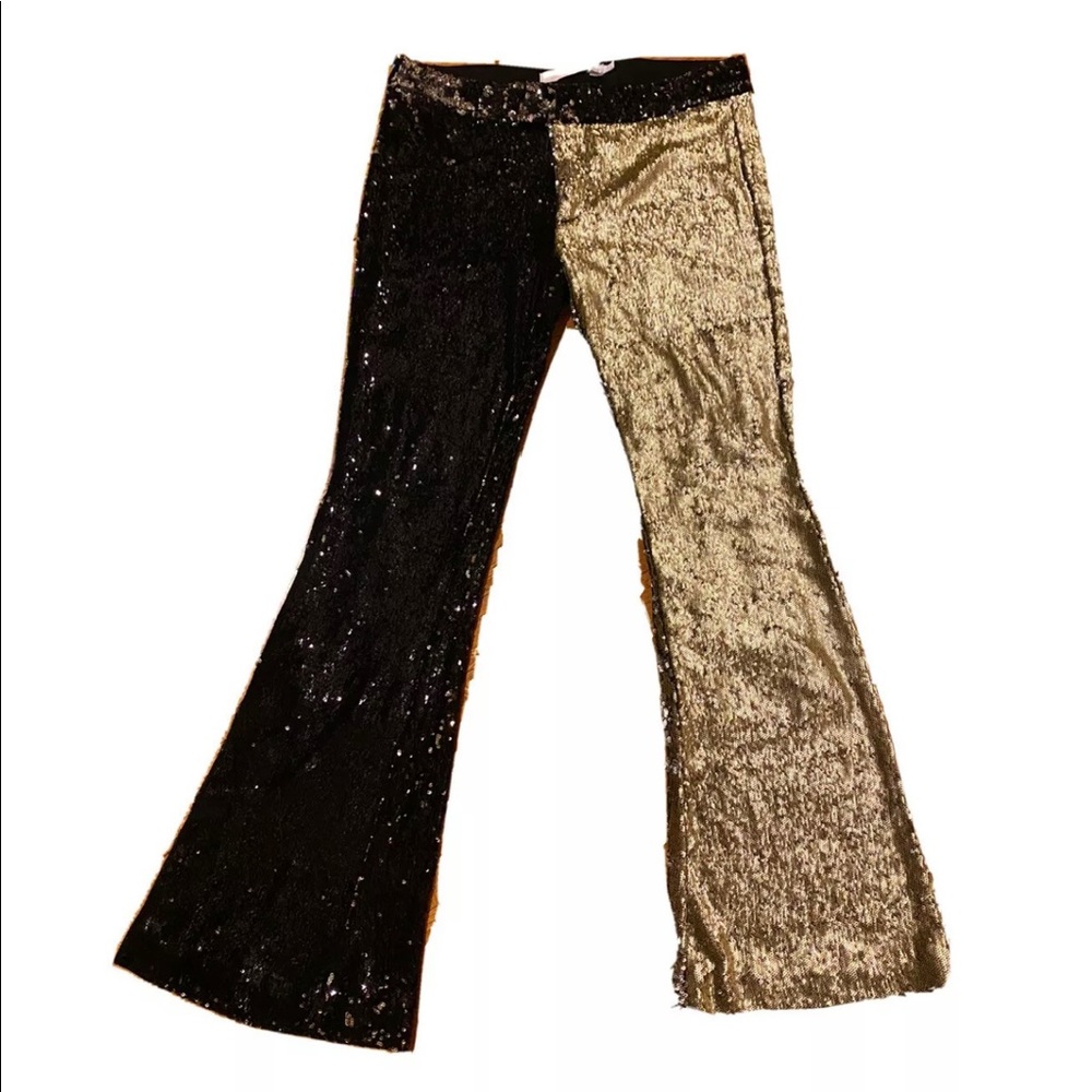 Woman’s Frankie B sequin flare pane size 27
